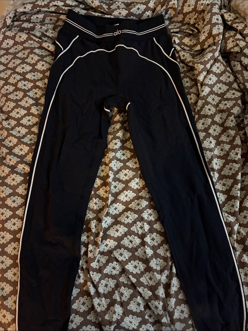 ALO Yoga Kids Black Leggings with White Piping